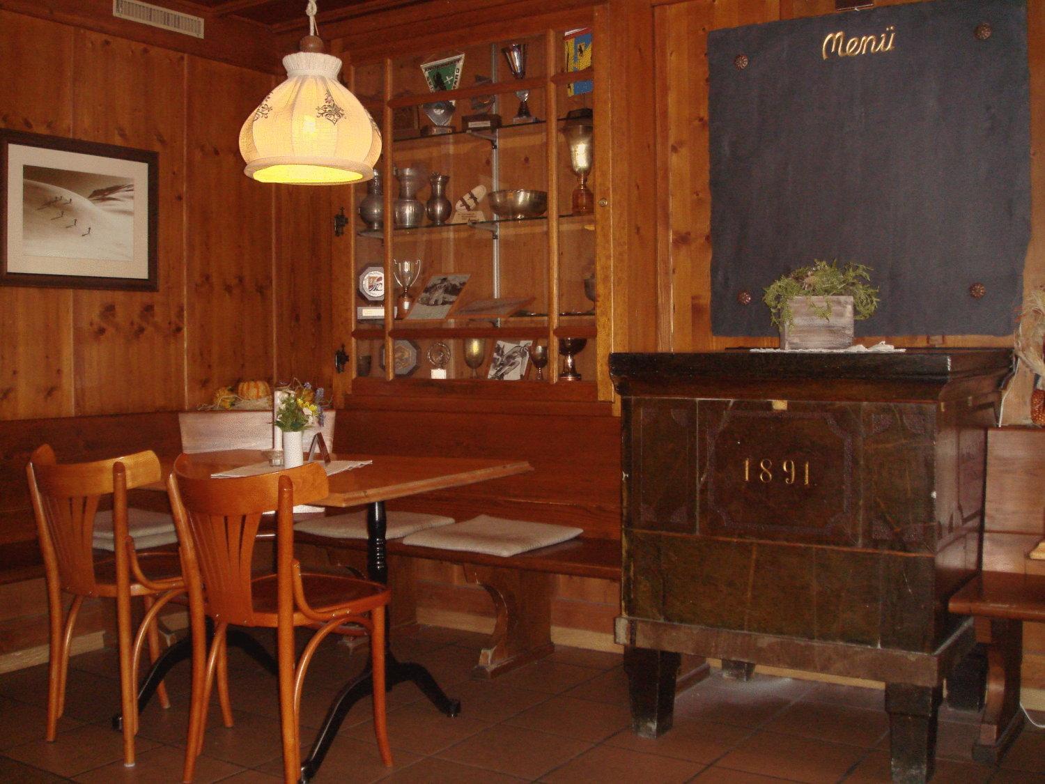 Gasthaus Skiklub Andermatt Exteriör bild