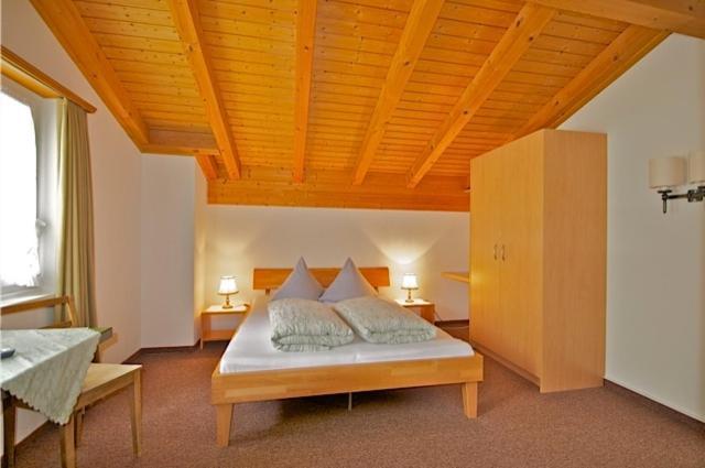 Gasthaus Skiklub Andermatt Rum bild